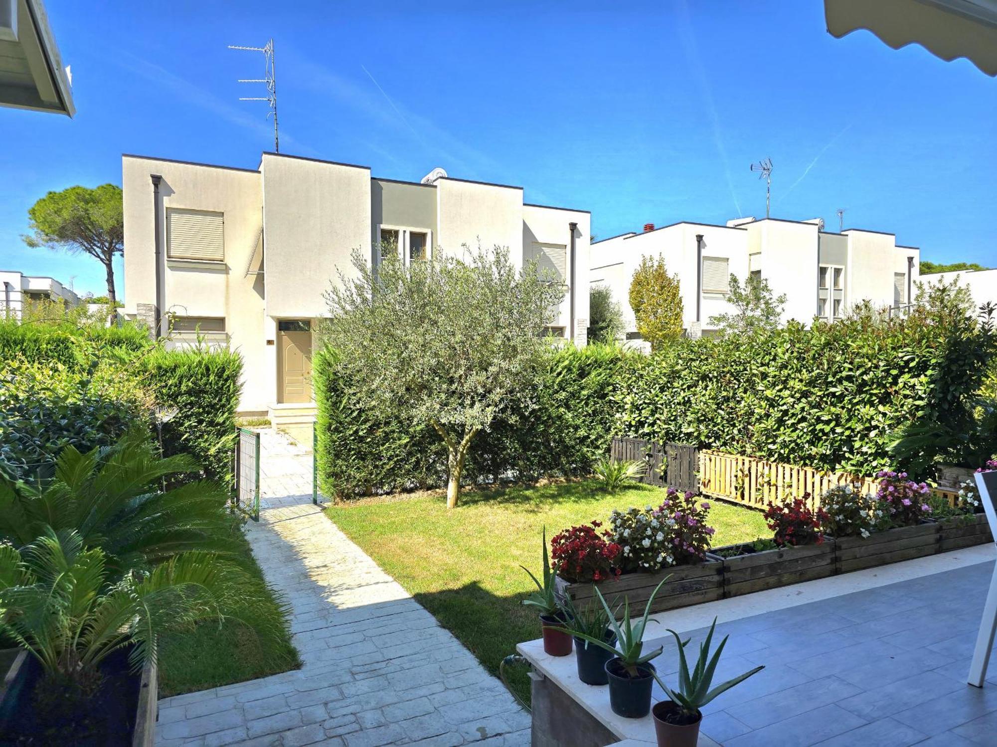 Modern Villas At Perla Resort Dıraç Dış mekan fotoğraf