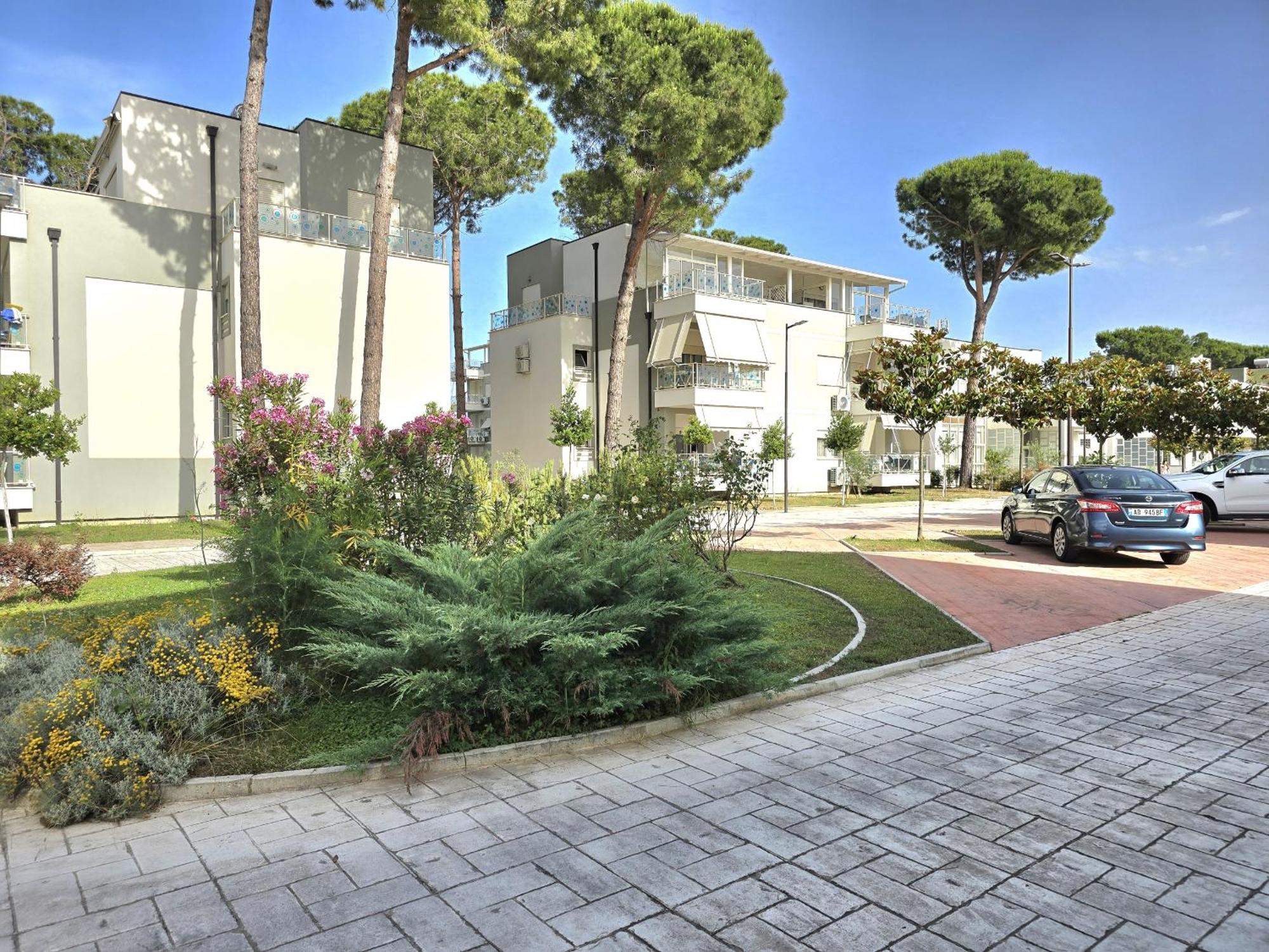 Modern Villas At Perla Resort Dıraç Dış mekan fotoğraf