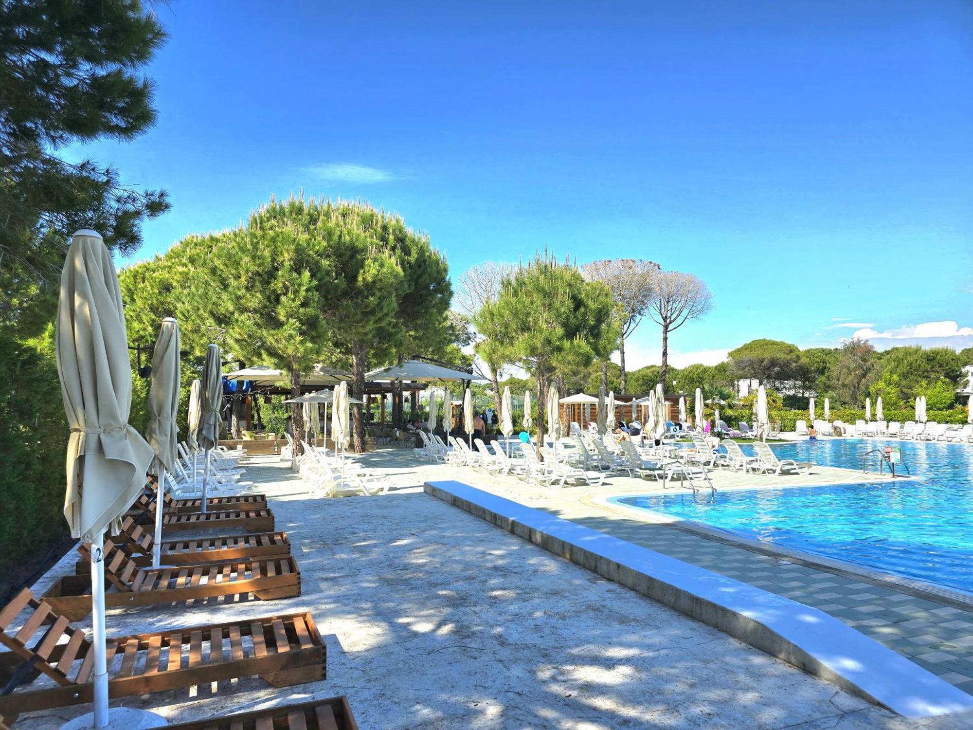 Modern Villas At Perla Resort Dıraç Dış mekan fotoğraf